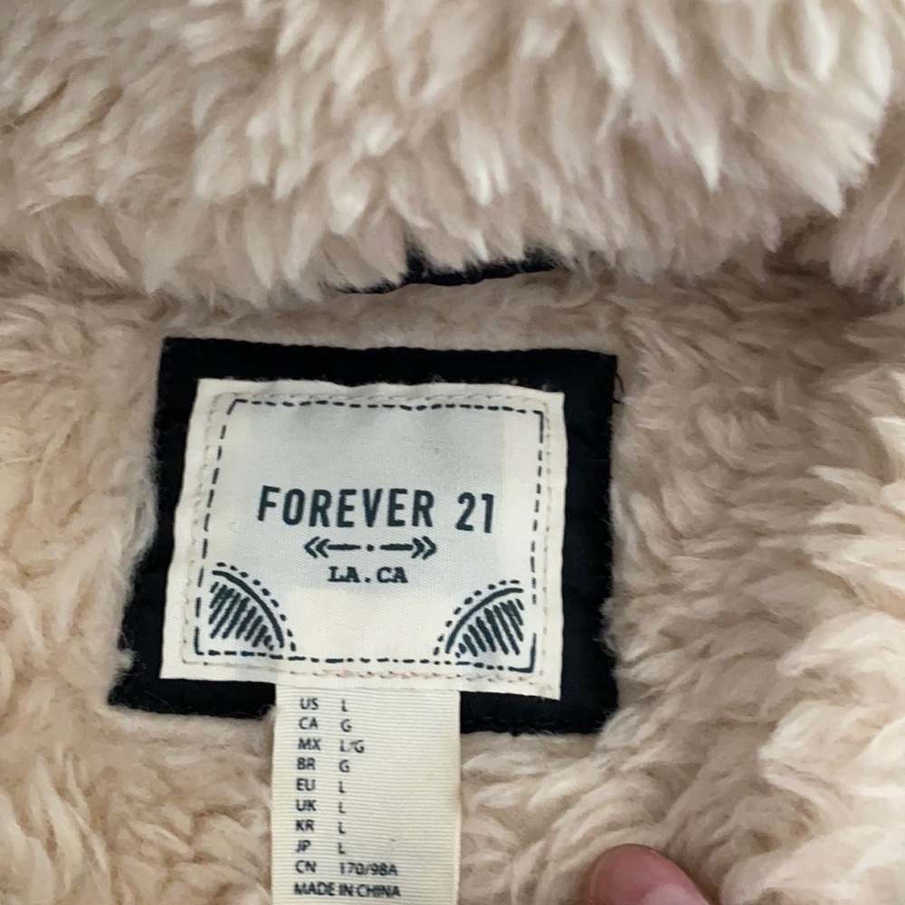 Women puffer jacket - Picture 2 of 6